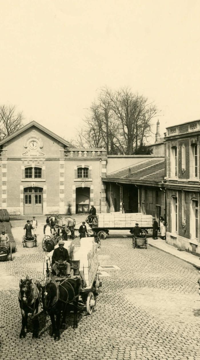 Archival photo of Krug's yard in Reims